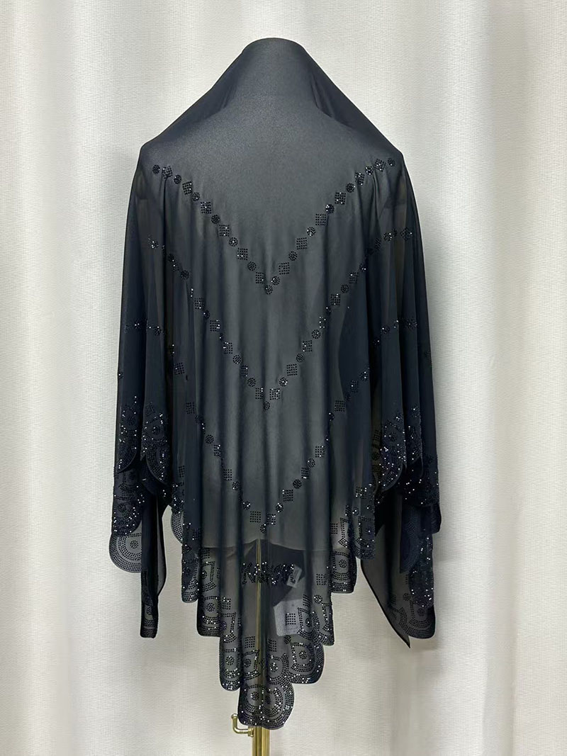 Lady’s Scarfs With Diamonds 